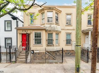 176C Parker St, Newark City, NJ 07104