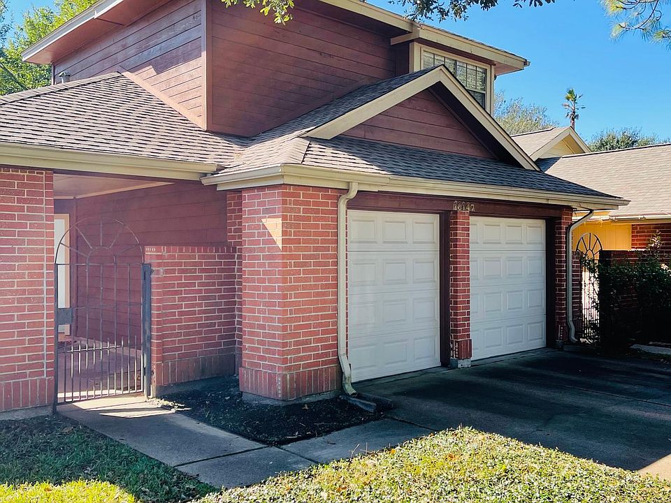 1st image of 16147 Golden Sands Dr