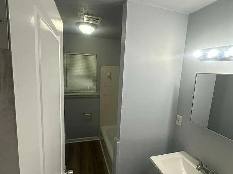 533 Branham Ave SW — Photo 20