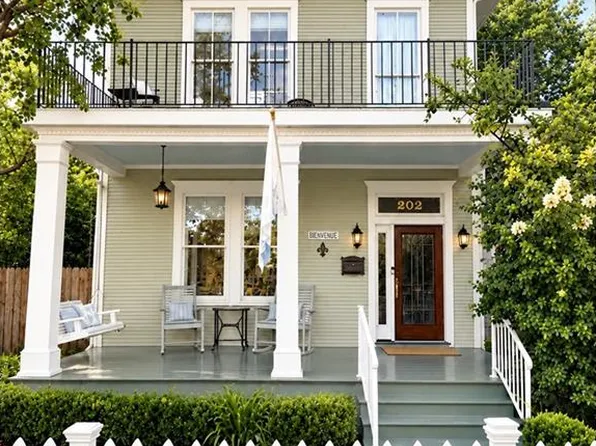 202 S Hennessey St, New Orleans, LA 70119