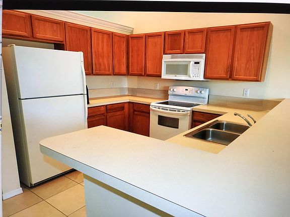 2nd image of 1617 SW Alvaton Ave