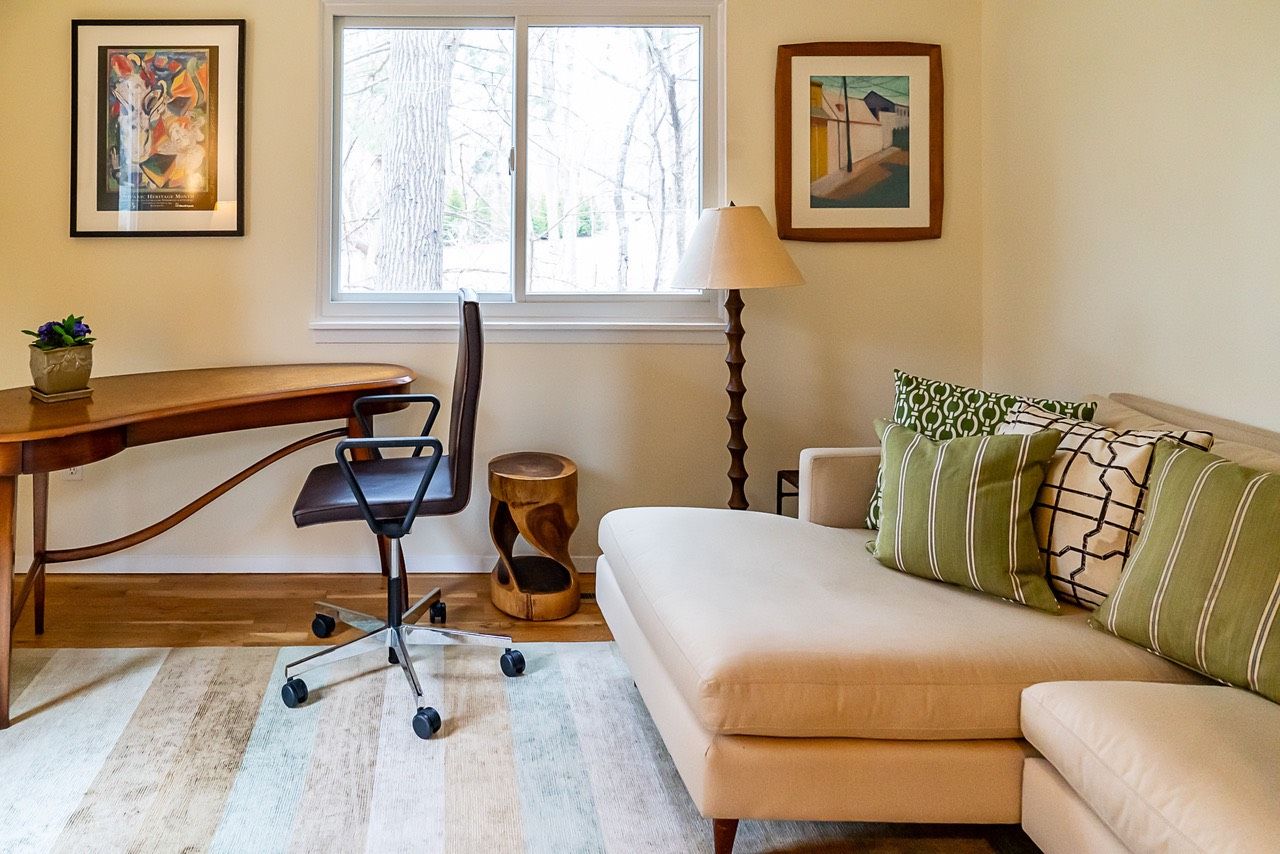  office/spare bedroom