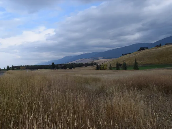 241 Peltier Pl, Eureka, MT 59917