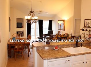 72 Park Pool Dr #4D, Kaiser, MO 65047