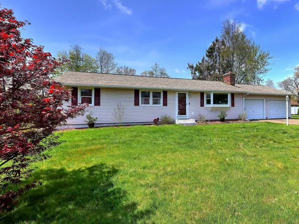 6 Papa Lane, North Haven, CT 06473