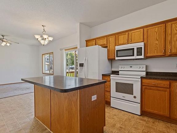 3rd image of 20558 Keystone Ave