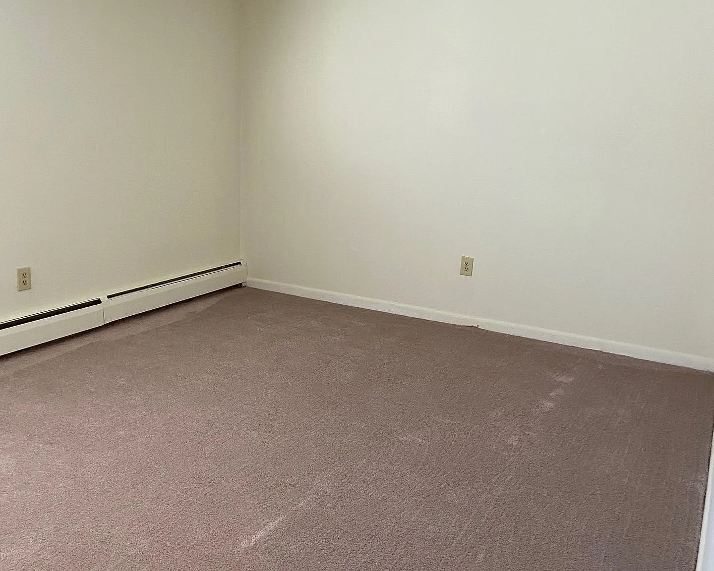 Residences at Riverside — Photo 3