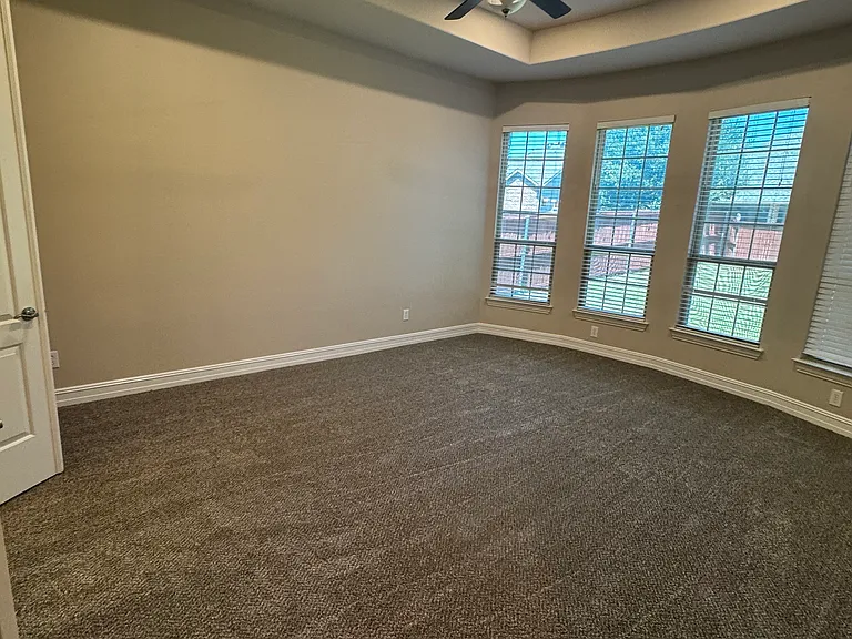12648 Hollister Dr — Photo 15