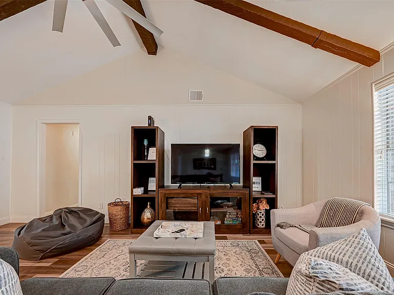 3903 Hermitage Hollow Ln — Photo 6