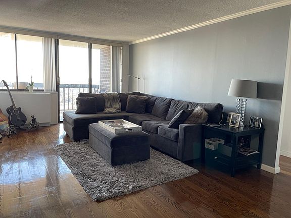 3rd image of 1 Bay Club Dr APT 21