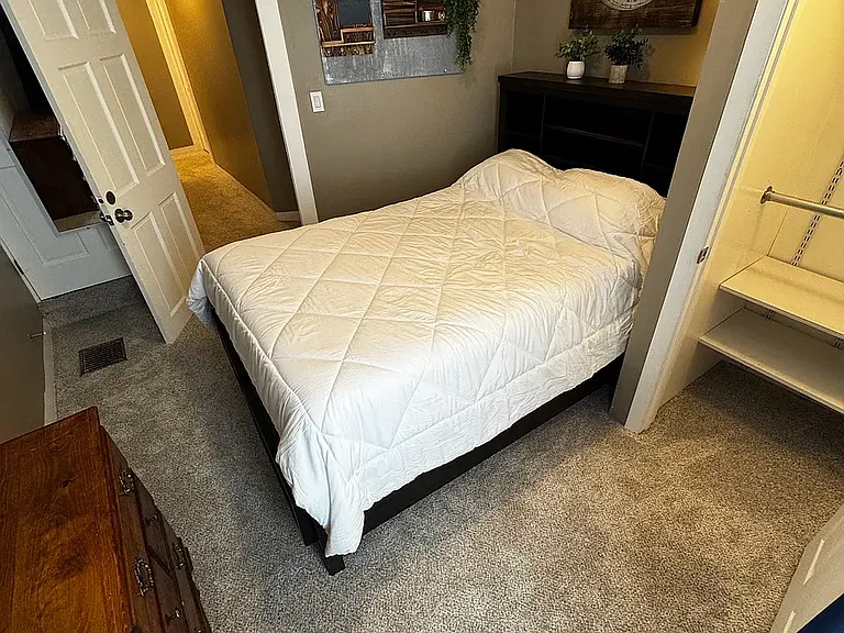83 Bissell St #83 — Photo 2