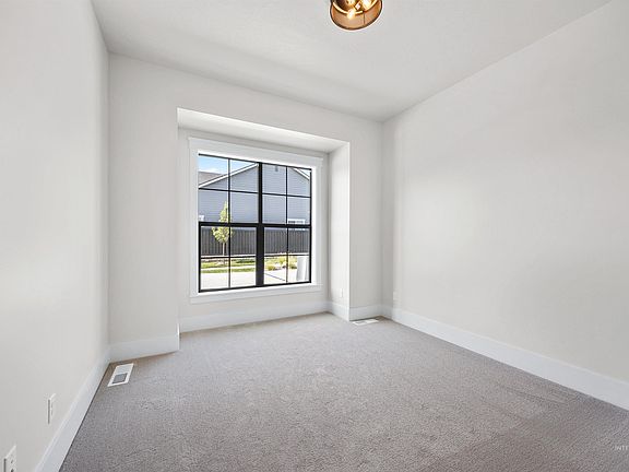 4th image of 5940 S Pinpoint Way