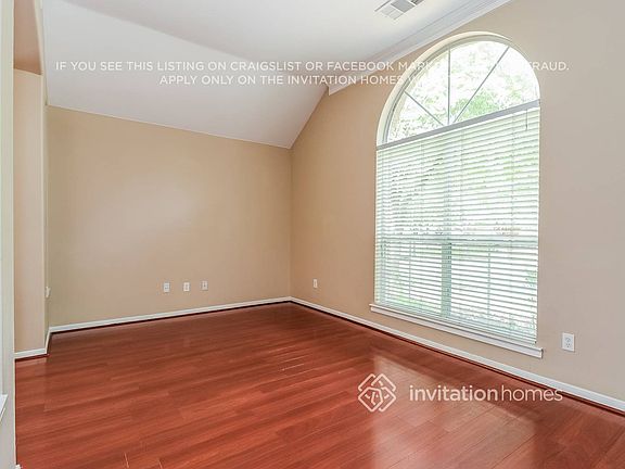 5th image of 640 Willowwood Trl