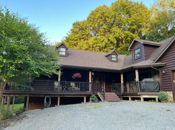 190 Staff Rd, Slippery Rock, PA 16057