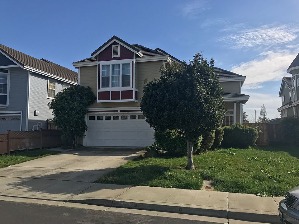 2nd image of 6014 Silver Lake Cir