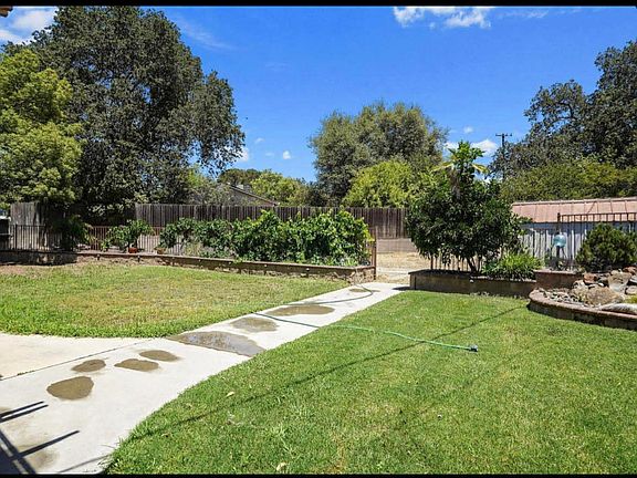 5th image of 5700 La Field Dr