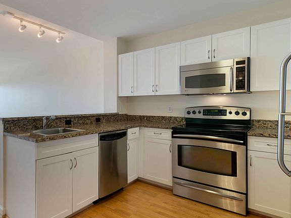 10 Faxon Ave APT 914, Quincy, MA 02169 | Zillow