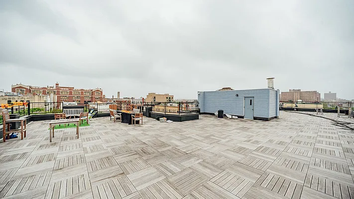 Rented by Nooklyn NYC LLC | media 7