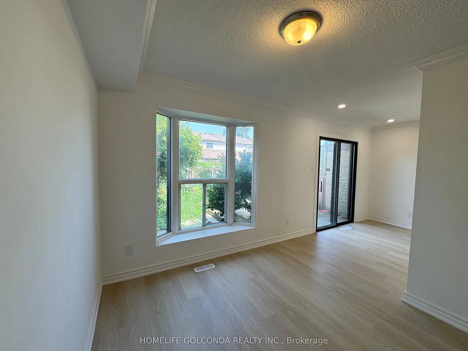 4 bed, $3,100 — Photo 4