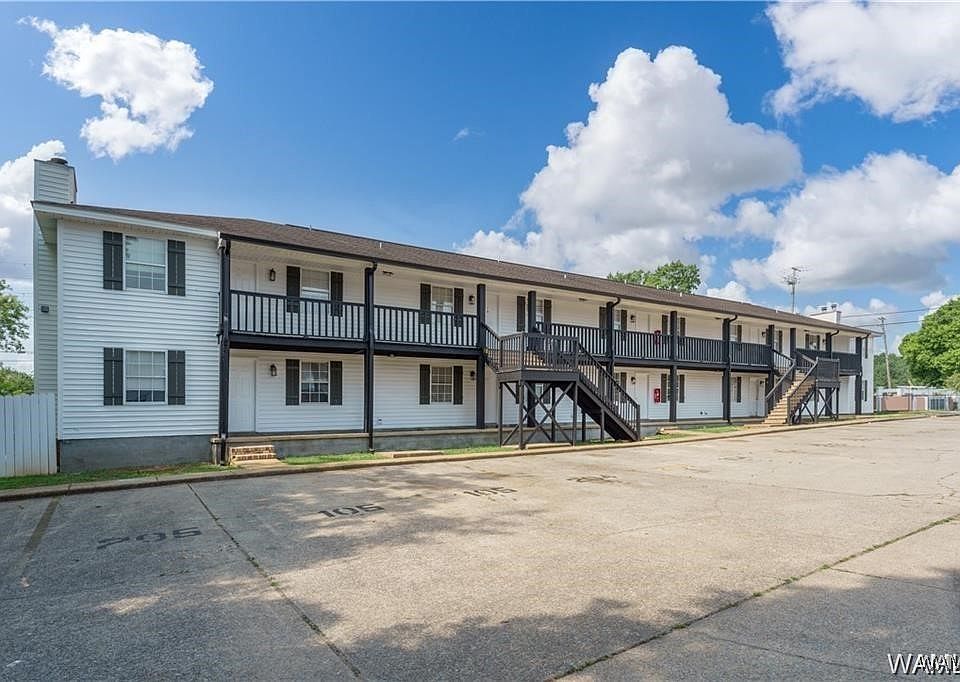 1st image of 2031 8th Ave #207