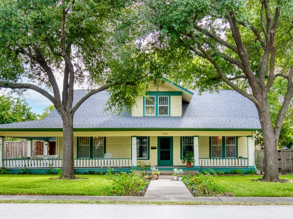 320 Huffhines St, Richardson, TX 75081