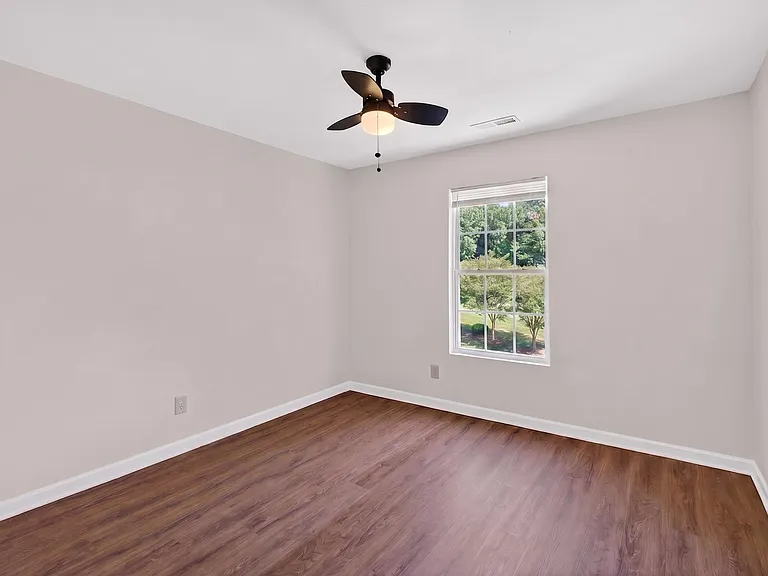 458 Settlers Ridge Dr — Photo 13