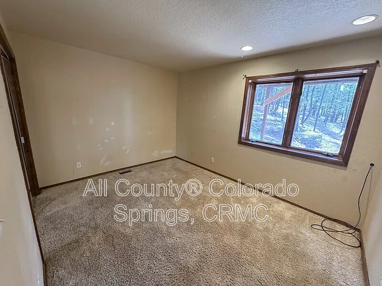 380 Ponderosa Ln — Photo 12