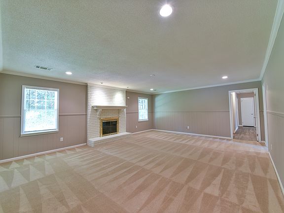 5th image of 3615 Rainbow Dr