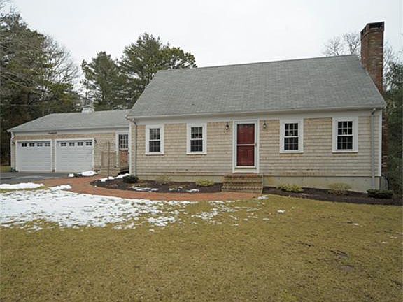 5th image of 417 County Road