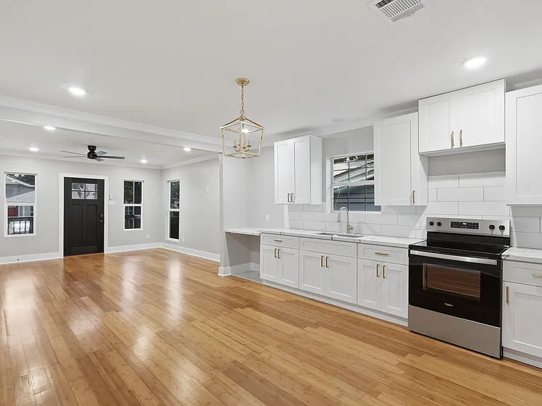 105 Opal Ct — Photo 7