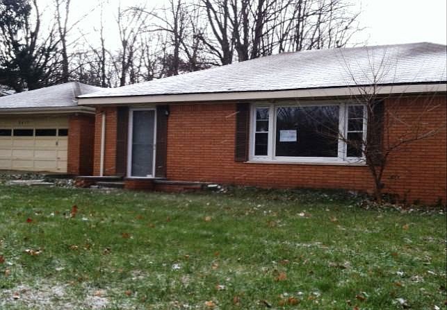 1st image of 2435 S Ironwood Dr