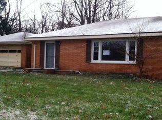 2435 S Ironwood Dr, South Bend, IN