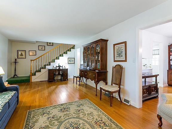 5th image of 3035 Lynnwood Dr
