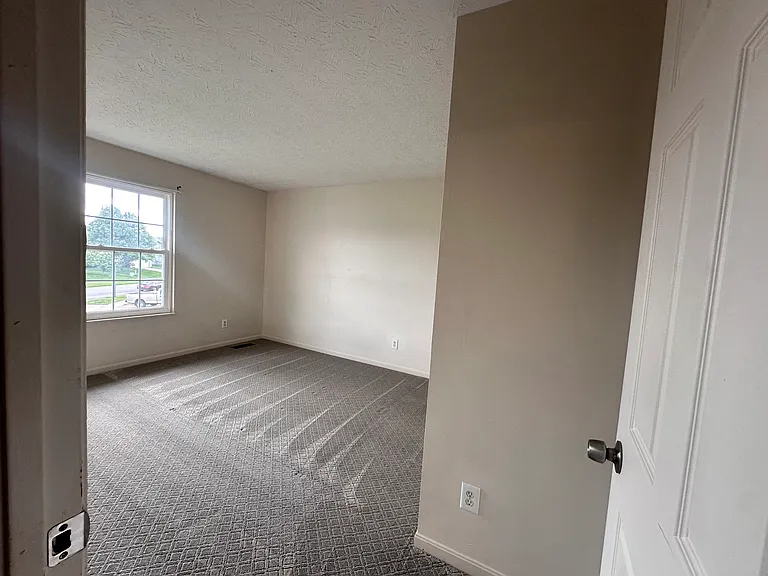 7016 Wembley Ct — Photo 25
