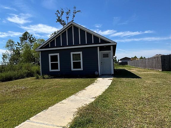 3rd image of 349 Road 5704