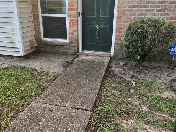 9735 Siegen Ln, Baton Rouge, LA 70810