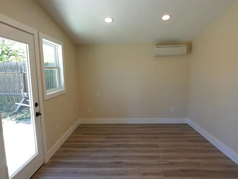 5650 San Vincente Way — Photo 10
