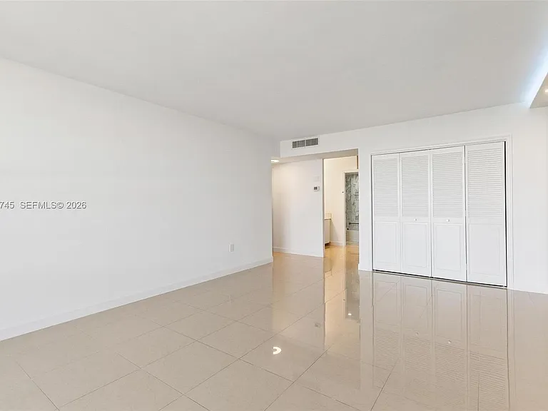 9801 Collins Ave #11O — Photo 10