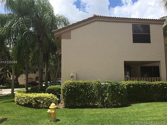 5th image of 10761 NW 17th St