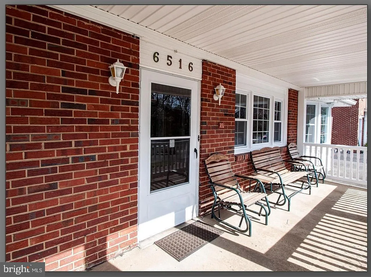 4 bed, 2226 sqft, $3,500 — Photo 4