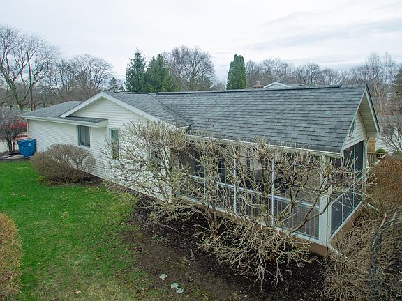 3803 Middlebury-305