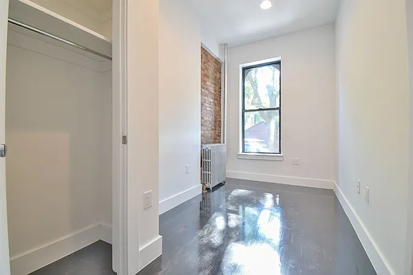 Rented by Urban Pads | media 12