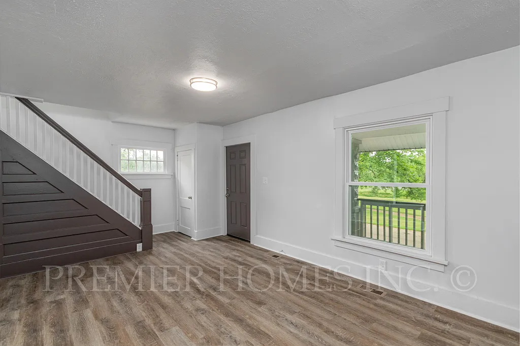 3 bed, 924 sqft, $1,395 — Photo 4