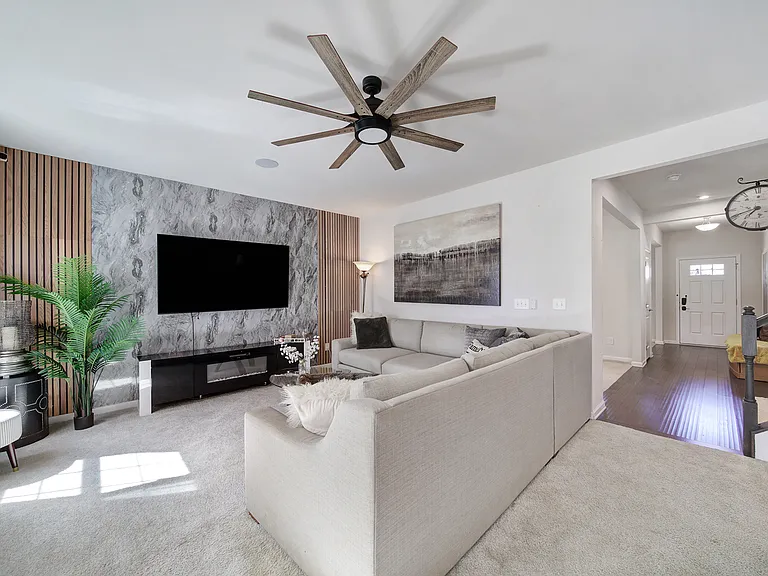 6710 Carradale Way — Photo 31