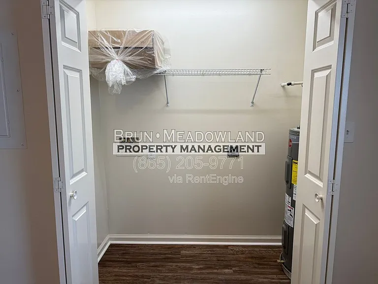 5622 Boxwood Garden Way — Photo 11
