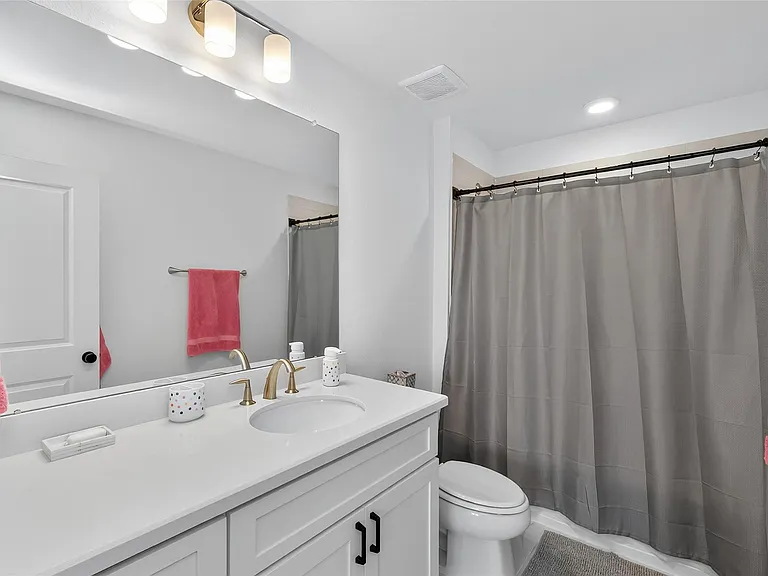 9722 Dani Lake Dr — Photo 27