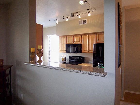 4th image of 14950 W MOUNTAIN VIEW Boulevard #7303