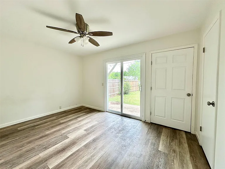 4933 Curzon Ave — Photo 4