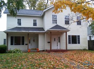 611 W Clinton St, Napoleon, OH 43545