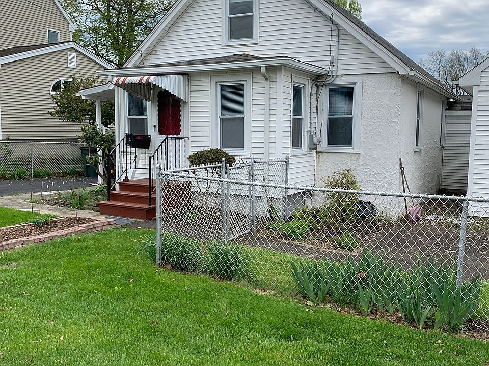 1st image of 42 Whalley Ave